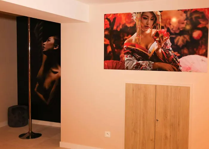 Le Jade Rouge - Japonais En Normandie Semesterbostad *